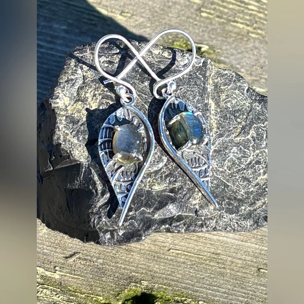 Labradorite Earrings - Picture 8 of 14